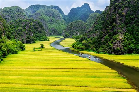 Top 10 Unique And Amazing Things To Do In Ninh Binh Vietnam Updated