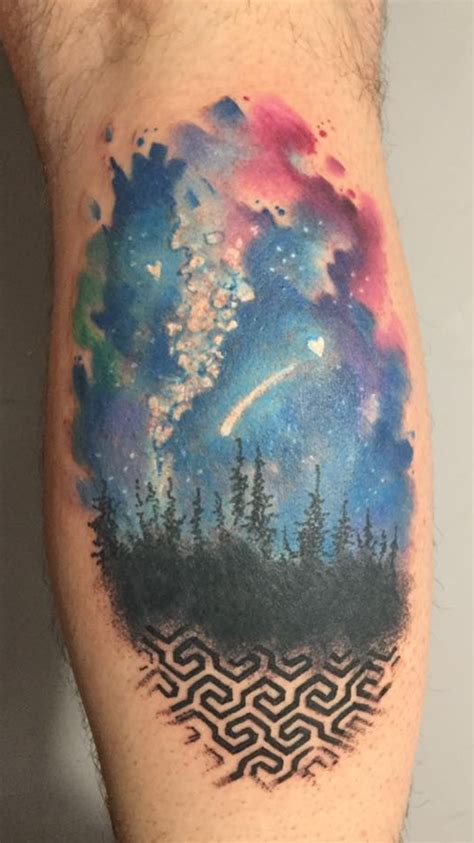 Star tattoos/shooting star tattoos are a great choice for all astronomy lovers or just people who enjoy hanging outside in the nighttime air. Shooting star tattoo, sky inspiration for memorial piece ...