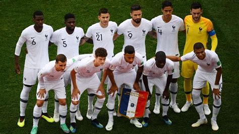 حقق منتخب فرنسا فوزا ثمينا على نظيره الألماني بهدف دون رد، في مباراة قمة بختام الجولة الأولى من مجموعات يورو 2020. كأس العالم 2018: فرنسا وكرواتيا في نهائي مرتقب | البوابة