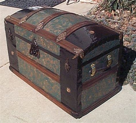 215 Antique Trunks Green Humpback Or Dome Top With A
