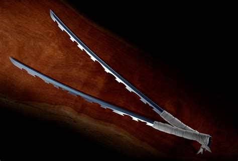 Demon Slayer Nichirin Inosuke Sword Réplique Proreplica 93cm