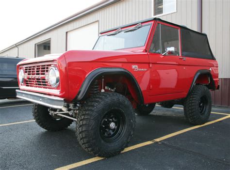 66 77 Early Ford Bronco