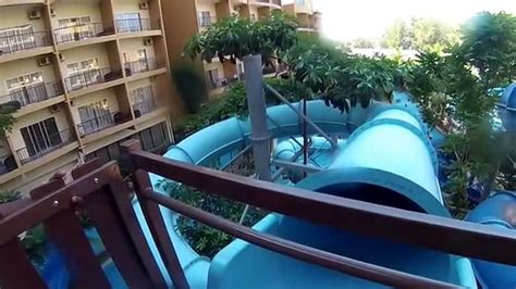 Movie world, to the award winning sea world resort, you can book your entire gold coast adventure right here. Gold coast Morib Theme park - YouTube