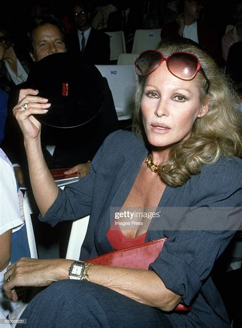 Ursula Andress Circa The 1980s Photo Dactualité Getty Images