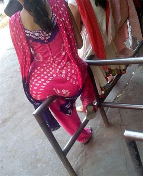 Shalwar Kameez Girl Butt Ass Pic