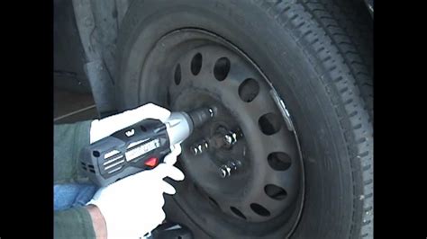 Fits the following 2007 toyota yaris submodels Tighten & remove lug nuts - 1998 Toyota Corolla - YouTube