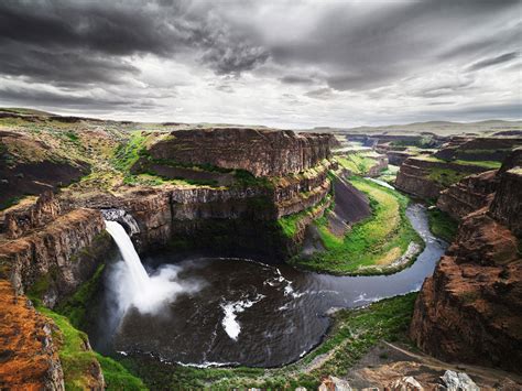 Do Go Chasing Waterfalls 14 Beautiful Waterfalls In The Us Photos