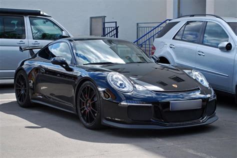 .companies does volkswagen own?volkswagen group own audi, lamborghini, bentley, bugatti, porsche, seat, skoda and, of course, their flagship marque volkswagen. VW Group Brands: What Car Brands Does Volkswagen Own?
