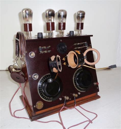 Listen to the 1920 network internet radio online. Rare radio "HABANA", 1920s - Catawiki