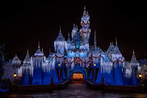 ¡vive La Navidad En Disneyland California Tips De Disney