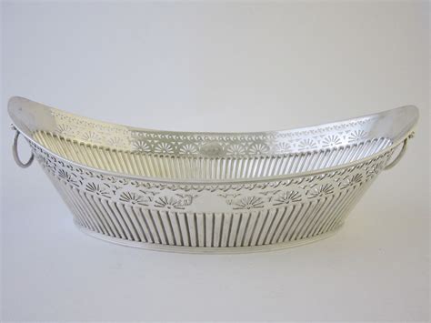Antique Victorian Sterling Silver Bread Basket 664175