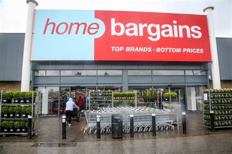 Home Bargains Will Open First Plymouth Store Plymouth Live