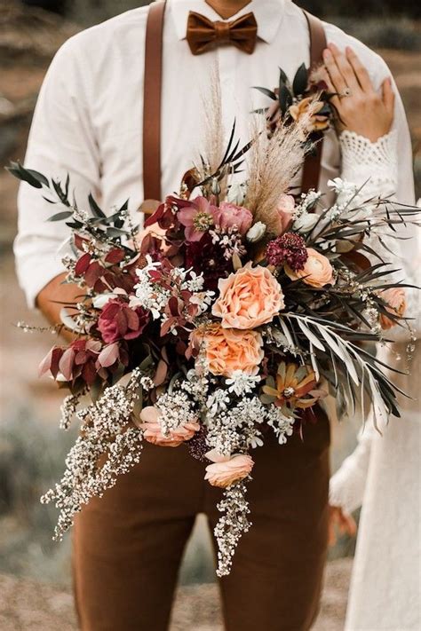 15 Stunning Wedding Bouquets Belle The Magazine Rustic Wedding