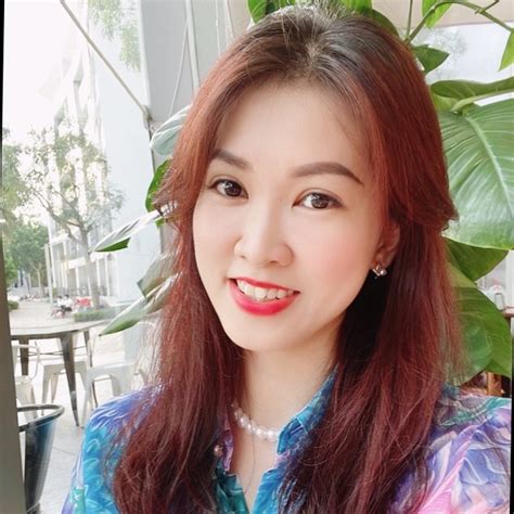 Hang Nguyen Thuy Anh Training And Admin Manager Sonkim Retail Linkedin