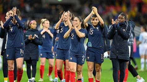 Équipe De France Féminine Qui Sont Les 23 Bleues Sélectionnées Par