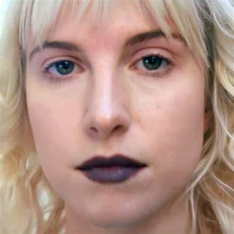 Hayley Williams Makeup Nude Eyeshadow And Black Lipstick Steal Her Style