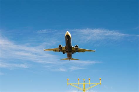 Wing Sky Fly Airport Travel Airplane Photo 5847 分享高清图片 复网视觉