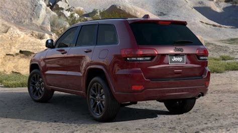 Jeep Quietly Brings Back Laredo X For 2021 Grand Cherokee