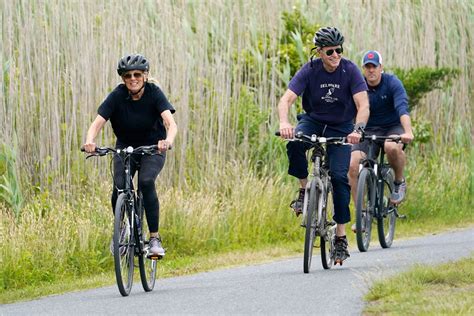 Bidens Mark First Ladys Birthday With Leisurely Bike Ride Wpde