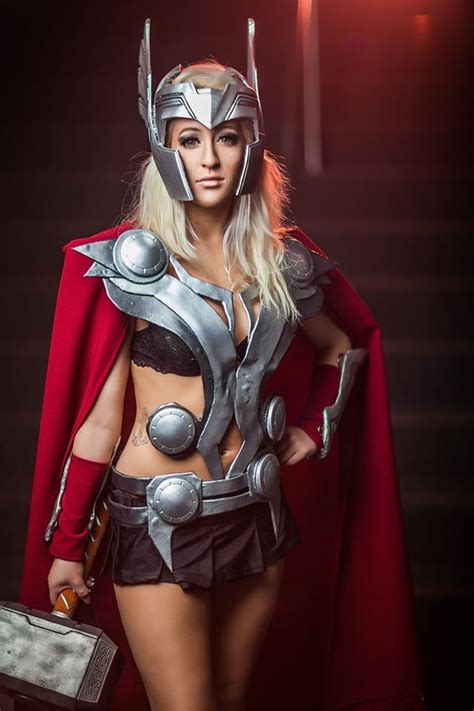 12 Female Thor Cosplays That Are Stunningly Hot Female Thor Thor