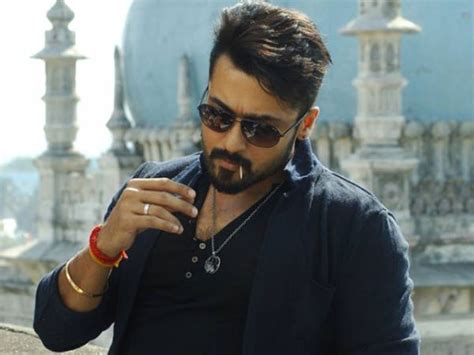 With this as a primary benchmark, you can decide how many sets to do. Surya's Anjaan Photos Revealed - Filmibeat