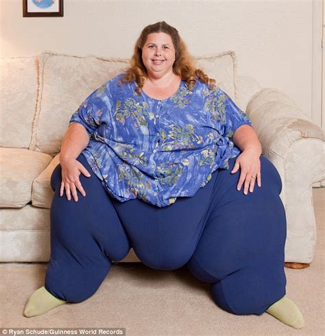 The World S Fattest Woman Pound California Woman Enters The Record Books Daily Mail Online