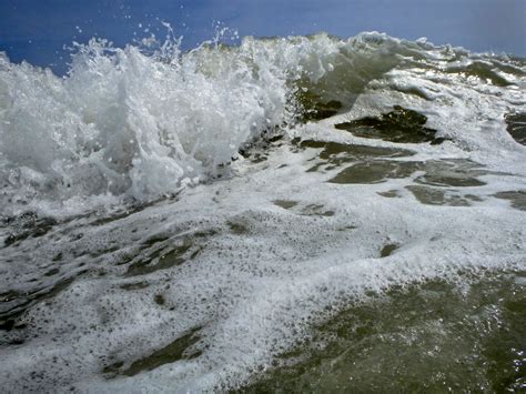 Breaking Wave Folly Beach Sc Dawns Folly Flickr