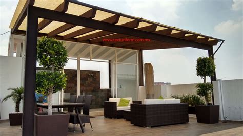 Aquí una recopilación de terrazas y techos de madera, para que puedan apreciar los detalles. Terrazas TexturiForm in 2020 | Outdoor pergola, Pergola ...