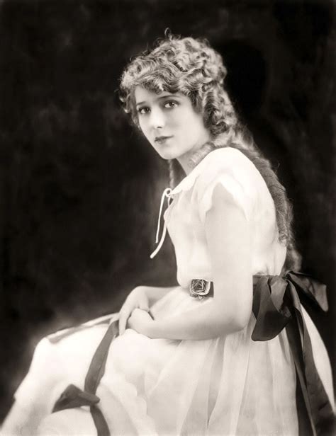 ~mary pickford~ born april 8 1892 in toronto ontario canada died may 29 1979 in santa