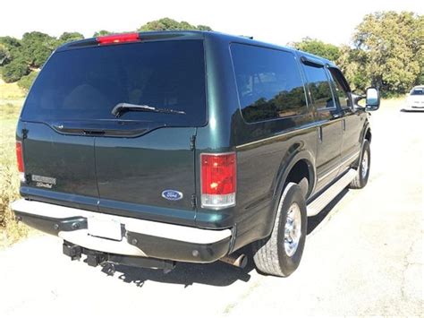 Race 2003 Ford Excursion Limited 4x4