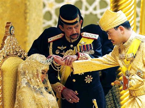 Prince malik ado ibrahim be di son of di ohinoyi of ebiraland. Sultans of bling: Brunei prince weds in glitter & gold ...