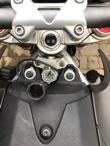 Trace along the wiring sleeve up to when you find the point where the three colored wires end with a plastic wiring cap along the body. Ignition barrel, immobiliser issue, bike start without the ...
