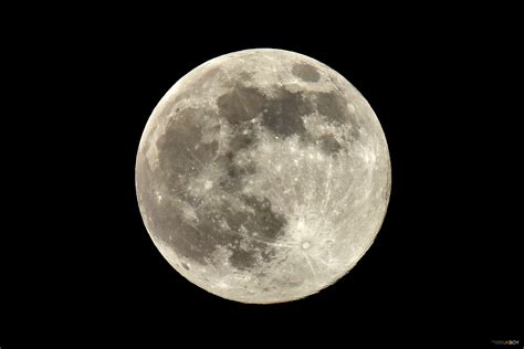 Super Moon Full Hd Wallpaper And Background Image 2400x1602 Id587116