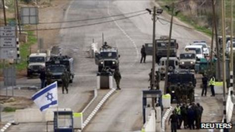 Israeli Troops Kill Palestinian At West Bank Checkpoint Bbc News