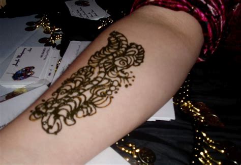 Call us for the widest range of hair and body art supplies online, and expert help. Mehndi Designs 2012: Henna Tattoos