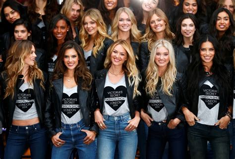 2014 Victorias Secret Angels Lip Sync To Taylor Swifts Shake It Off