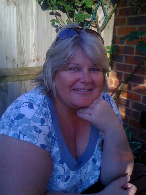 Pippa From Horsham Is A Local Granny Looking For Casual Sex