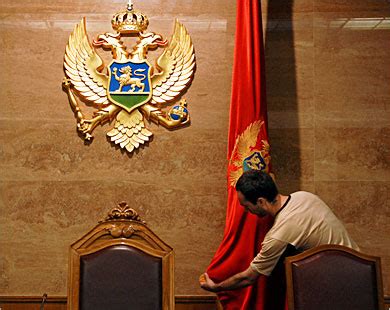 Montenegrin passports for the purchase of hotel rooms in kolašin. الجبل الاسود علم - sodusvillage.org