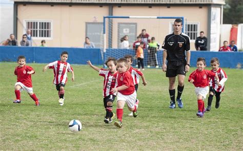 El Fútbol Y Sus Beneficios Para Los Niños