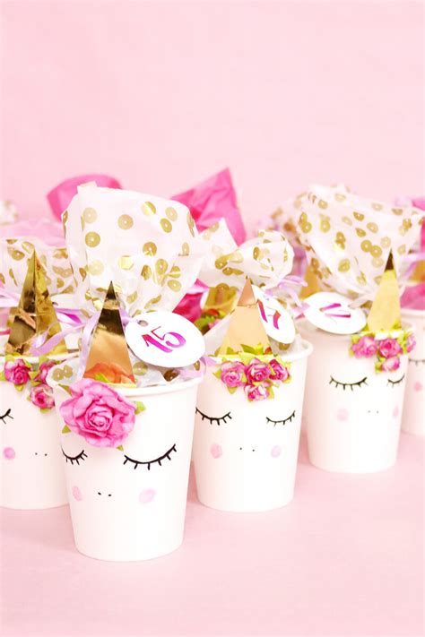 Kleine präsente für hochzeitsgäste selbst gestalten gastgeschenke zur hochzeit ganz einfach selbst basteln: Einhorn DIY Adventskalender basteln - Anleitung zum ...