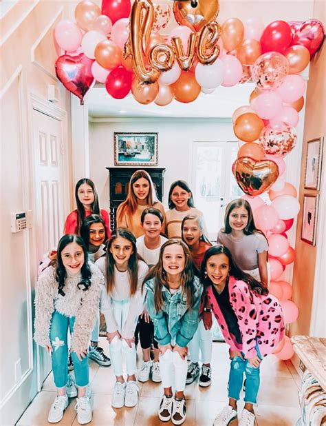 𝐩𝐫𝐞𝐩𝐩𝐲𝐟𝐢𝐭𝐳𝐲 𝐞𝐝𝐢𝐭𝐞𝐝 𝐰𝐢𝐭𝐡 𝐬𝐭𝐚𝐫𝐥𝐢𝐠𝐡𝐭 𝐩𝐫𝐞𝐬𝐞𝐭 preppy party birthday party for teens 14th