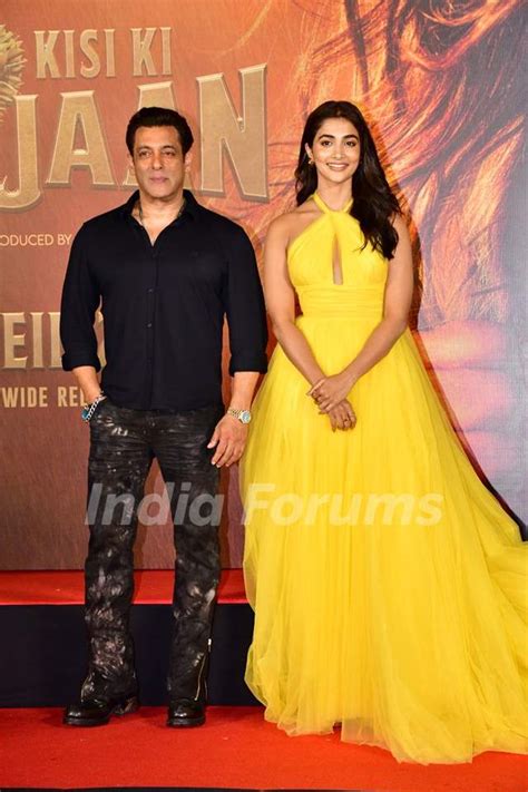 Pooja Hegde Salman Khan Snapped At The Trailer Launch Of Kisi Ka Bhai Kisi Ki Jaan Media