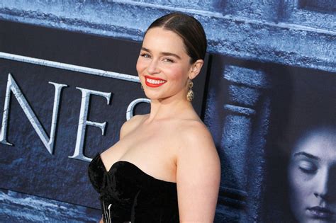 Emilia Clarke In 2020 50 Most Beautiful Women Emilia Clarke Game Of Thrones Premiere