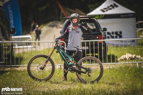 Dirt Masters 2019 63 Fahrer Und Fahrerinnen Mit Ihren Boliden