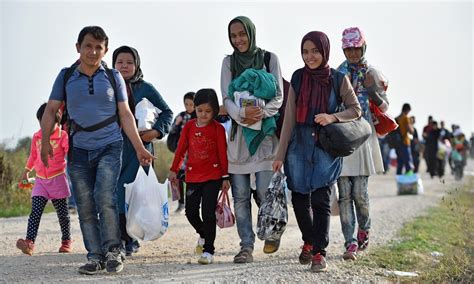 Refugee Crisis Thousands Enter Croatia After Hungarys Crackdown Live Updates World News
