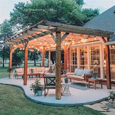 01 Amazing Backyard Patio Seating Area Ideas For Summer Decoradeas