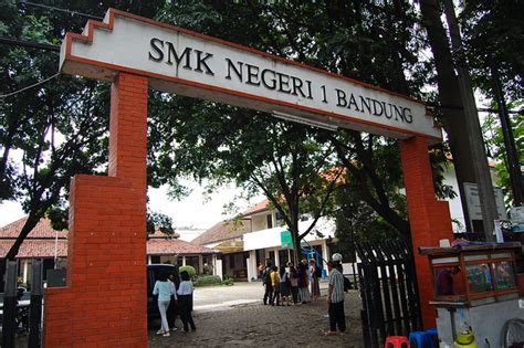 Smk Negeri 1 Bandung Senior High School Location Jalan Flickr