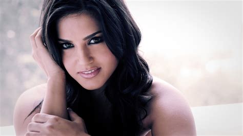 The Wallpapers Sunny Leone