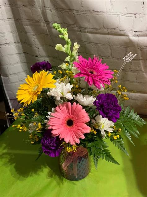 Brighten Your Day Bouquet In Erie Il Blooms2