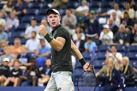 Federer için çantada keklik bir maç. Dominik Koepfer - 10 Things You Didnt Know About The ...